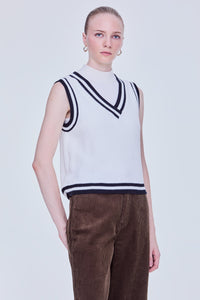 Contrast Trim Knit Vest
