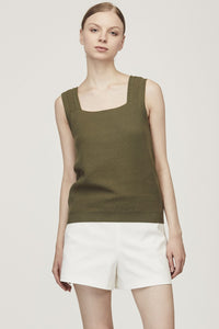 6600 kgreen sleeveless top