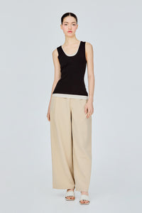 Scoop Neck Sleeveless Knit Top