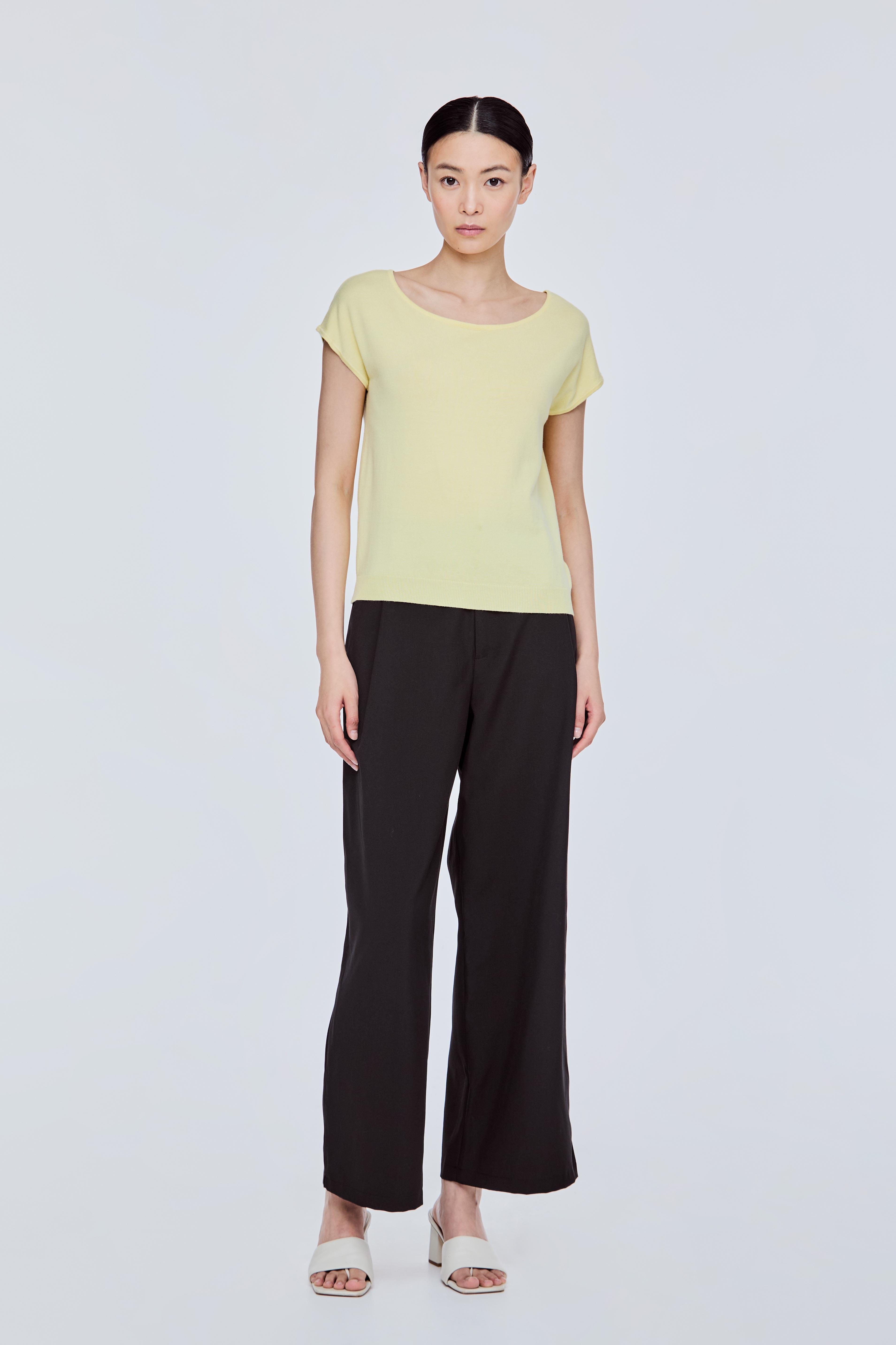 Round Neck Knit Top