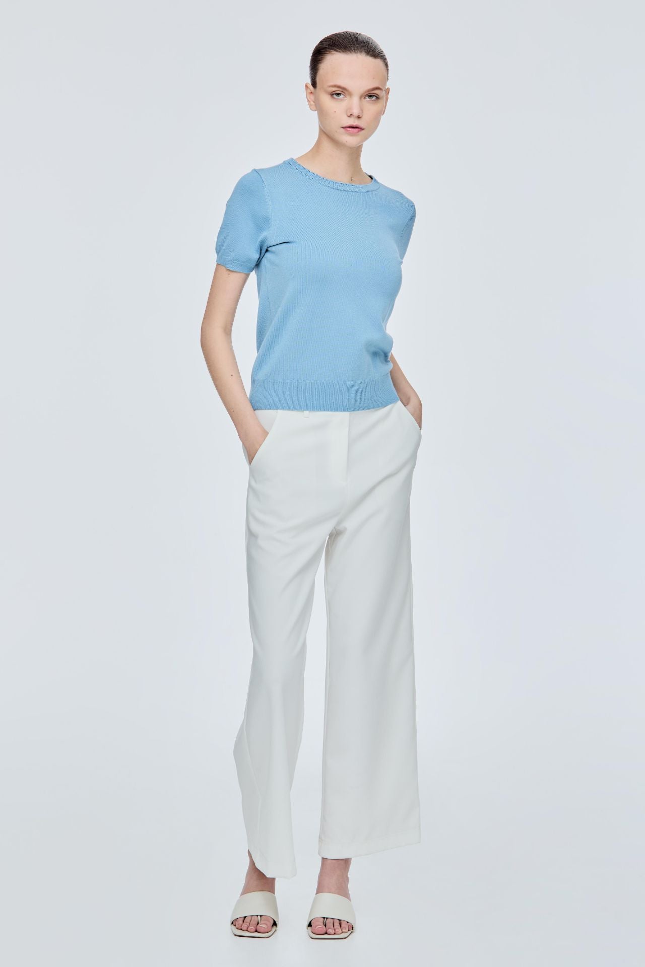 ISMERA – NEUTRAL DRAPED KNIT TOP