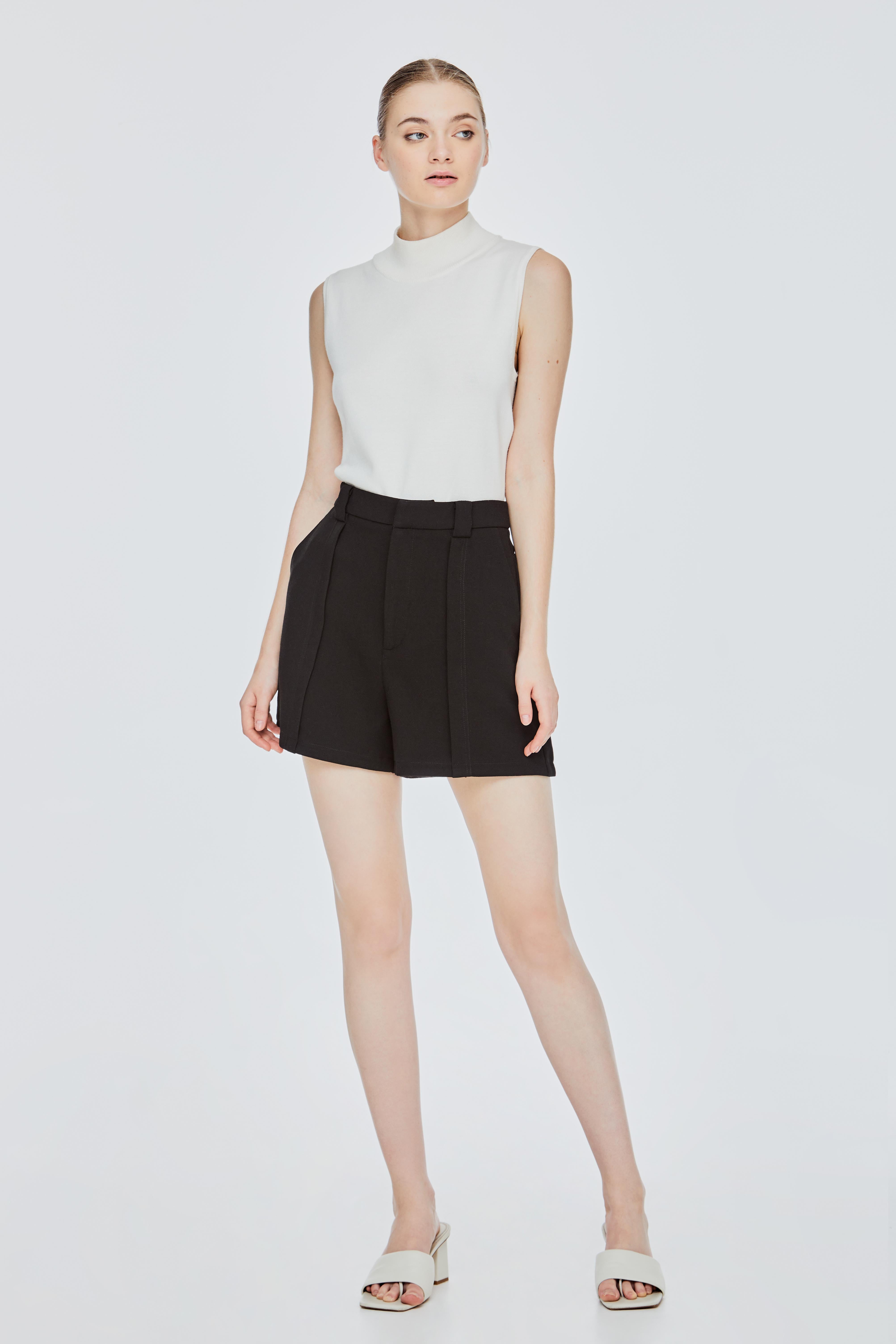 Basic Panelled Shorts