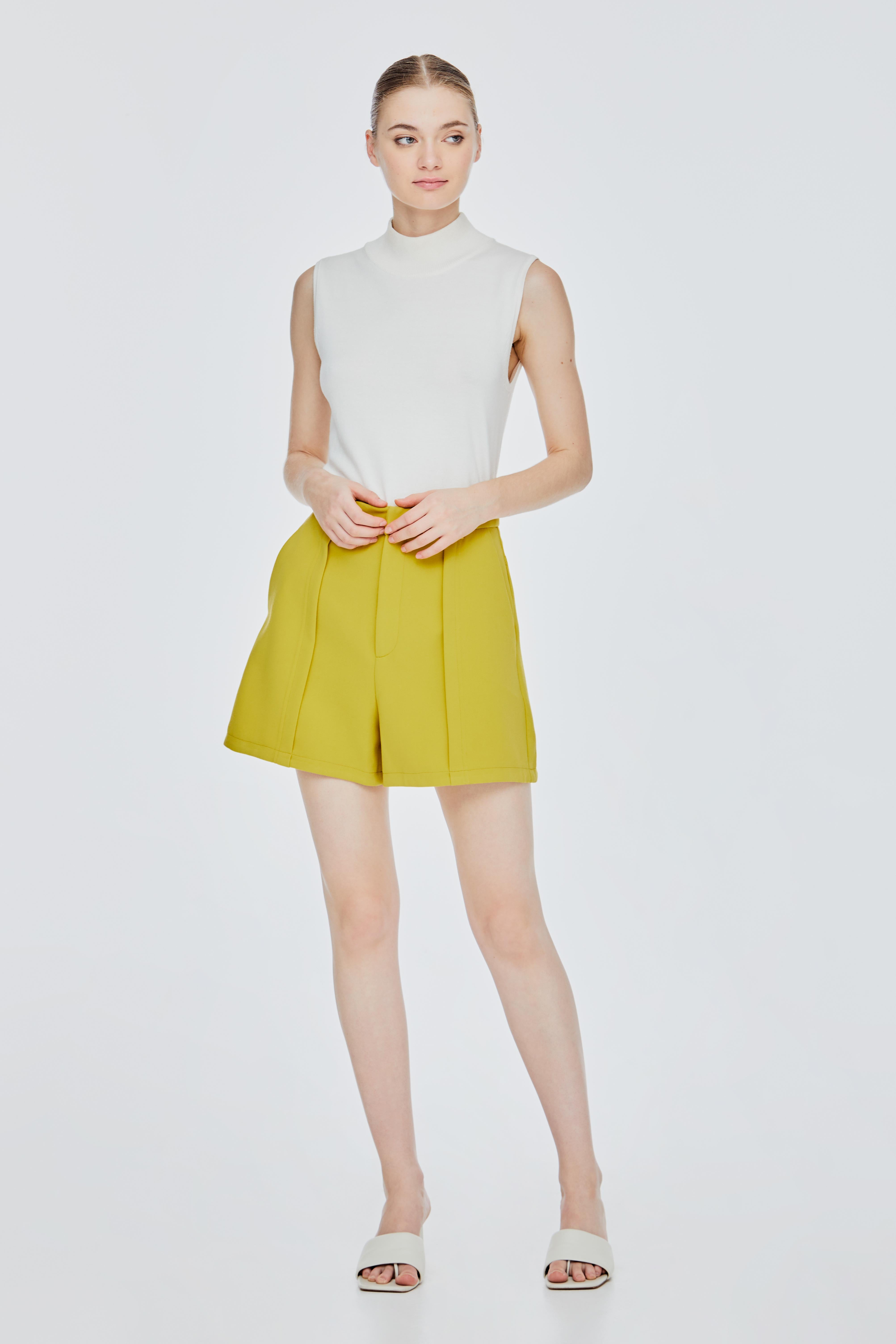 Basic Panelled Shorts