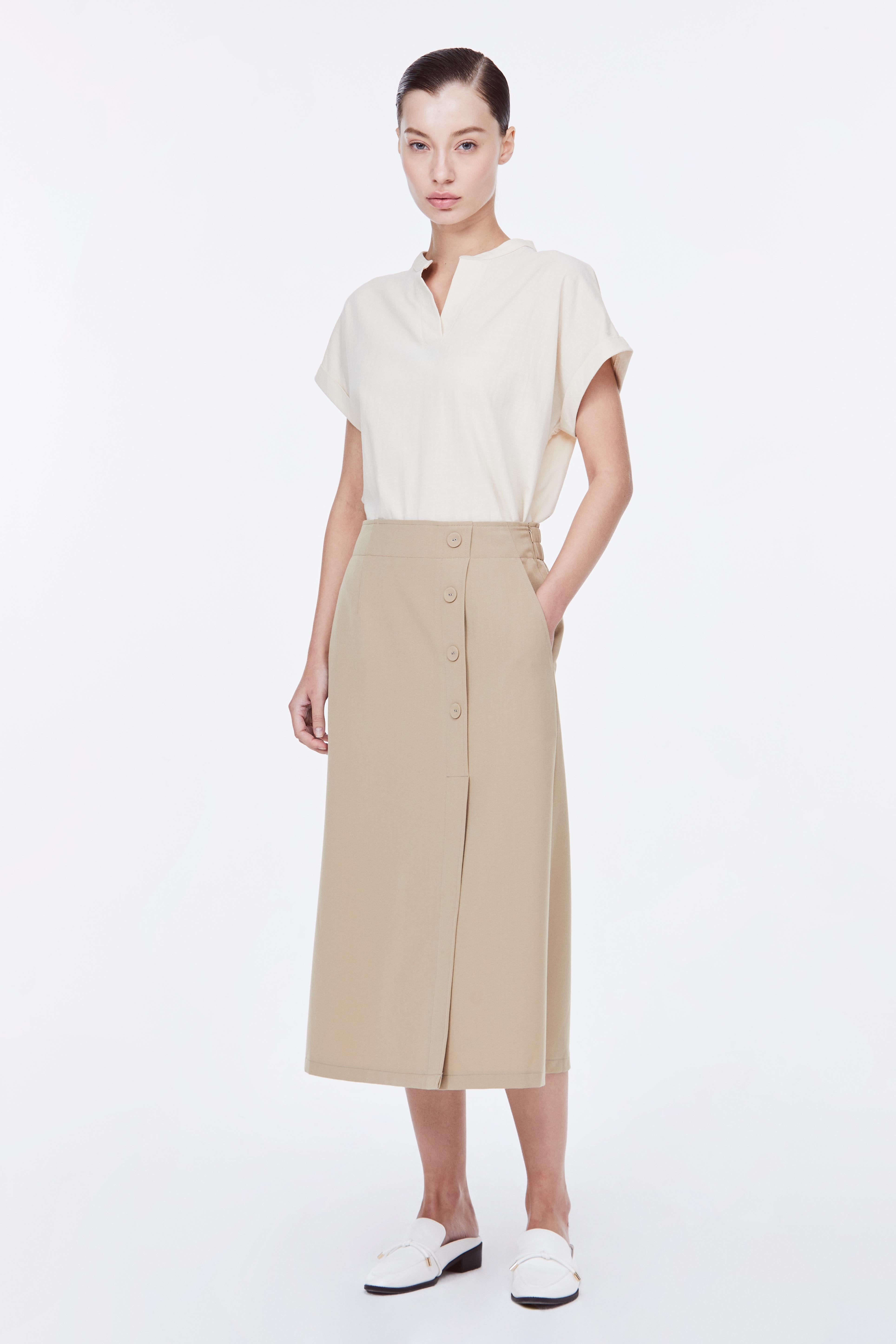 Side Button Skirt