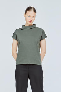 Buttoned Shoulder Tee