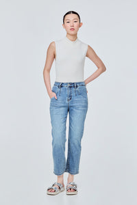 Tapered Cut Indigo Jeans