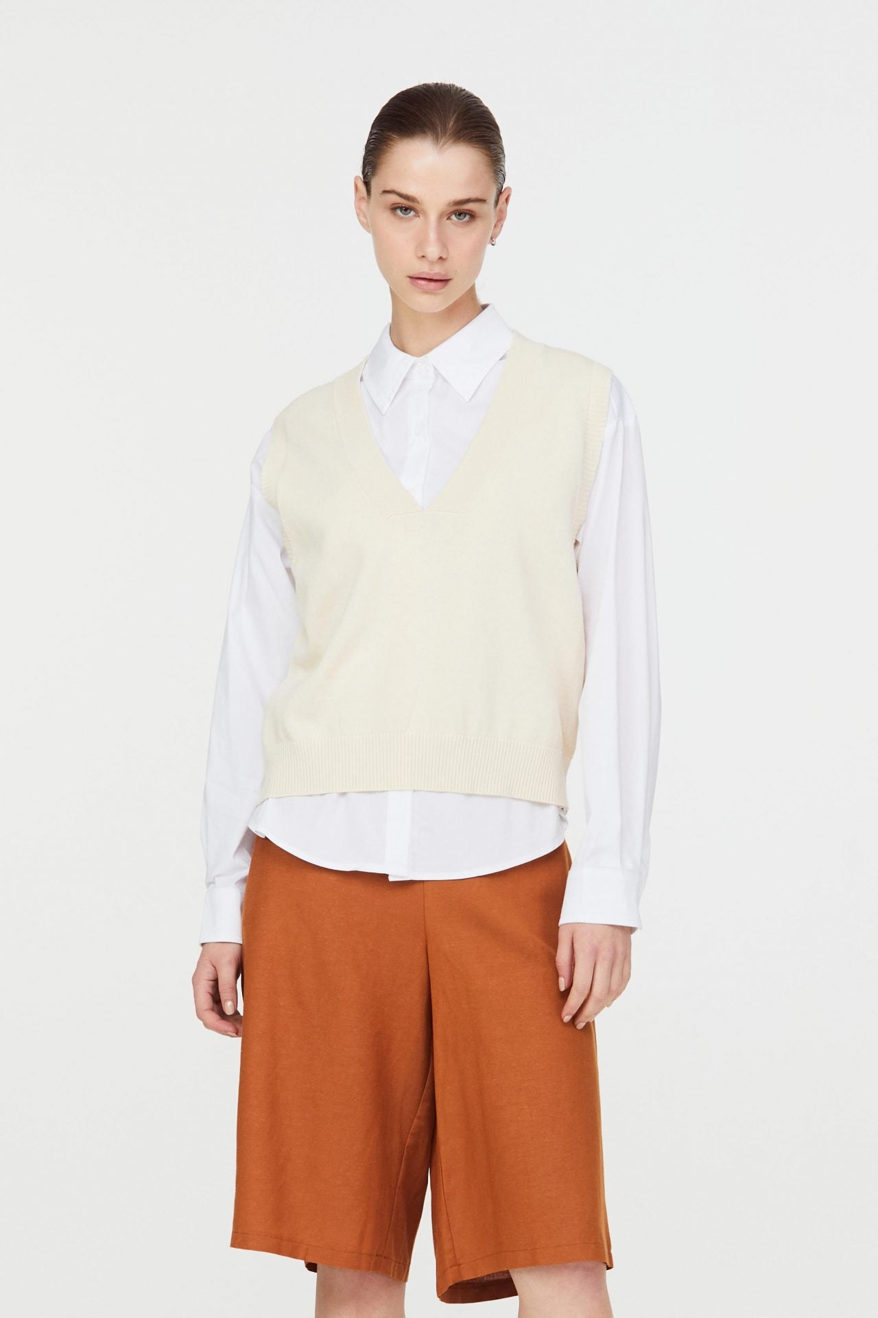 10085 LIGHT BEIGE TOP