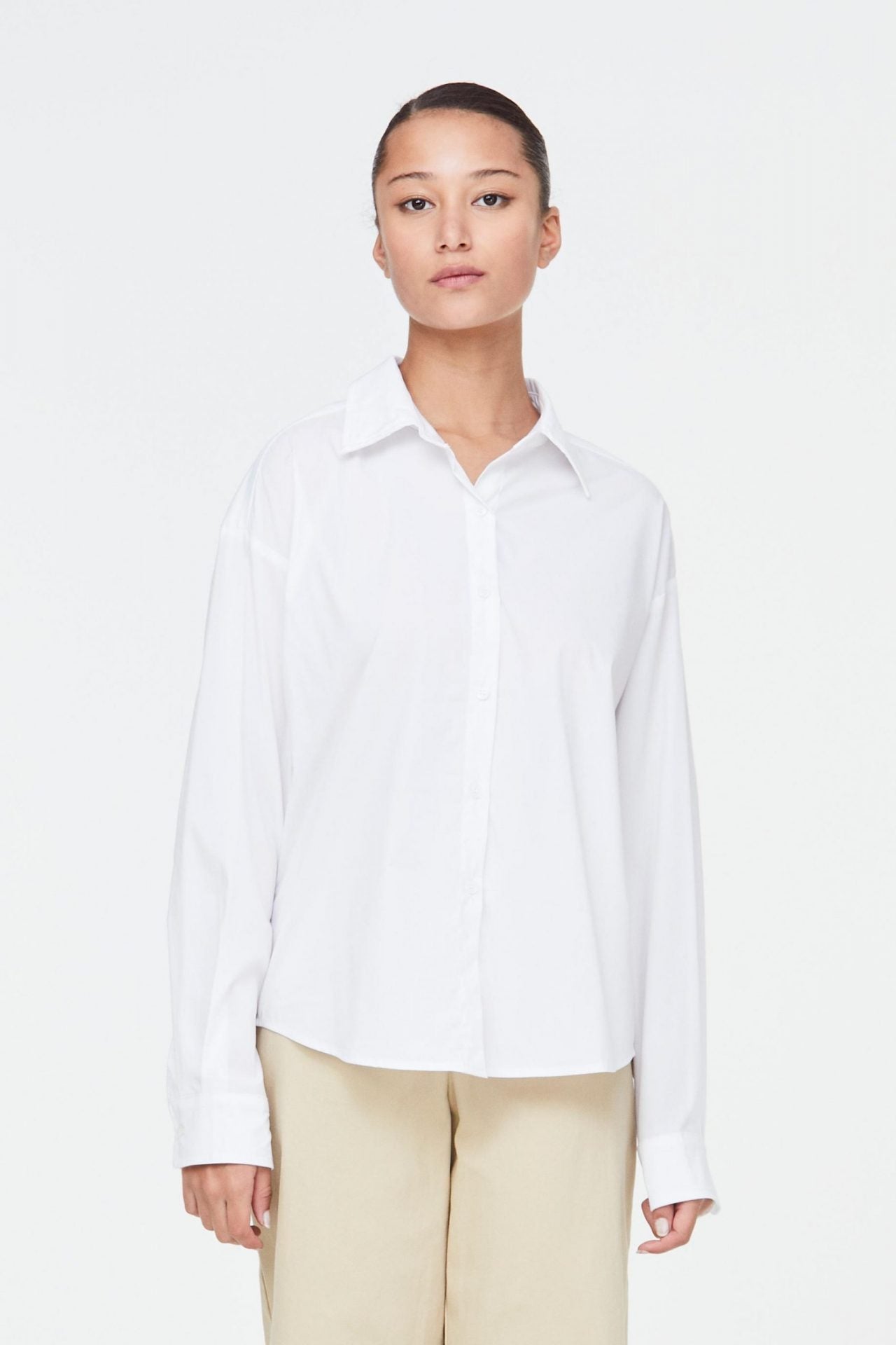 10197 Classic Button Down Shirt Cream