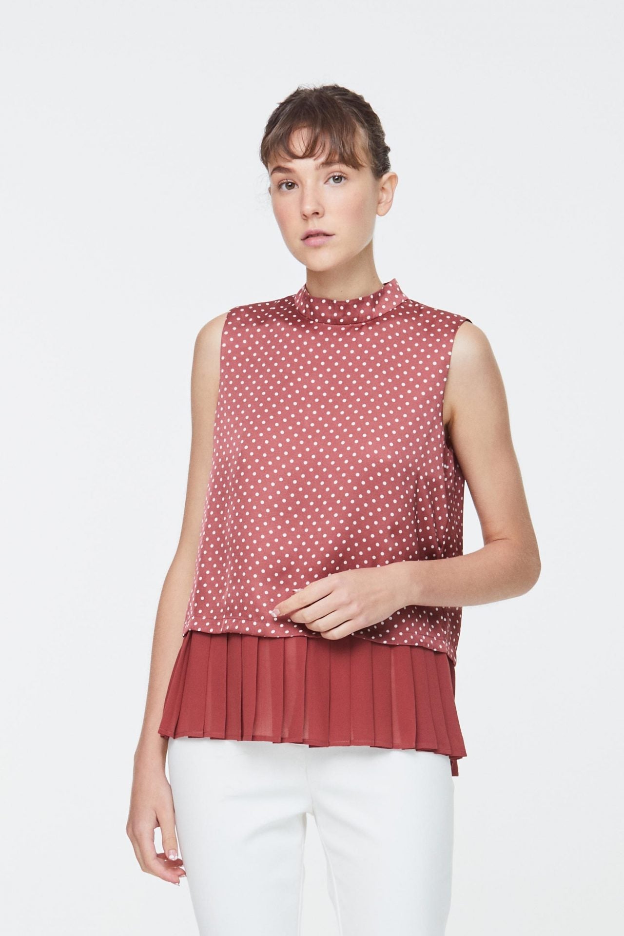 10650 Magenta Pleated Hem Tank Top