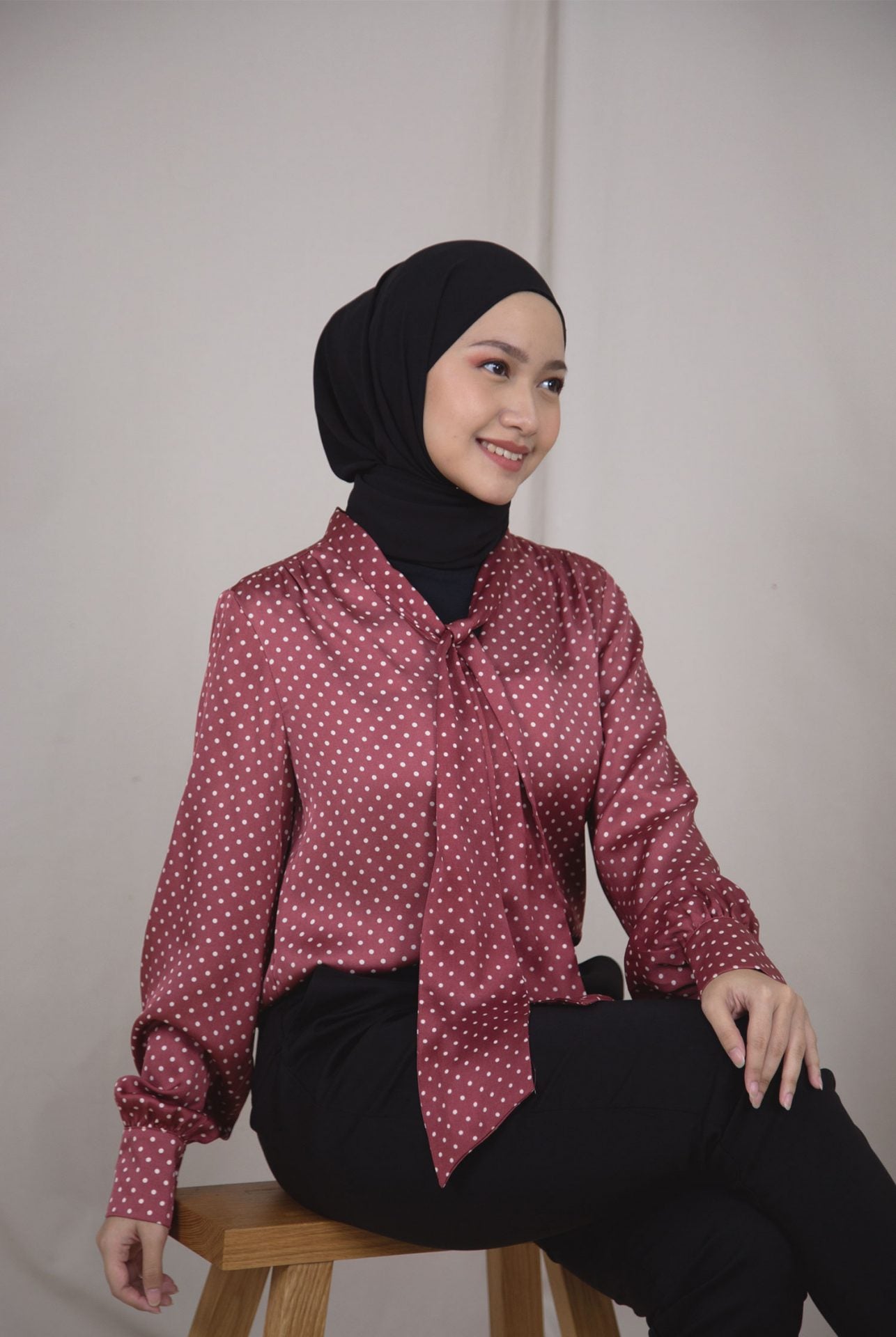 10651 Magenta 10657 Black B