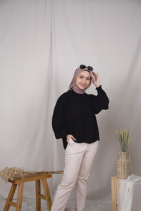 10652 Black 10657 Beige A