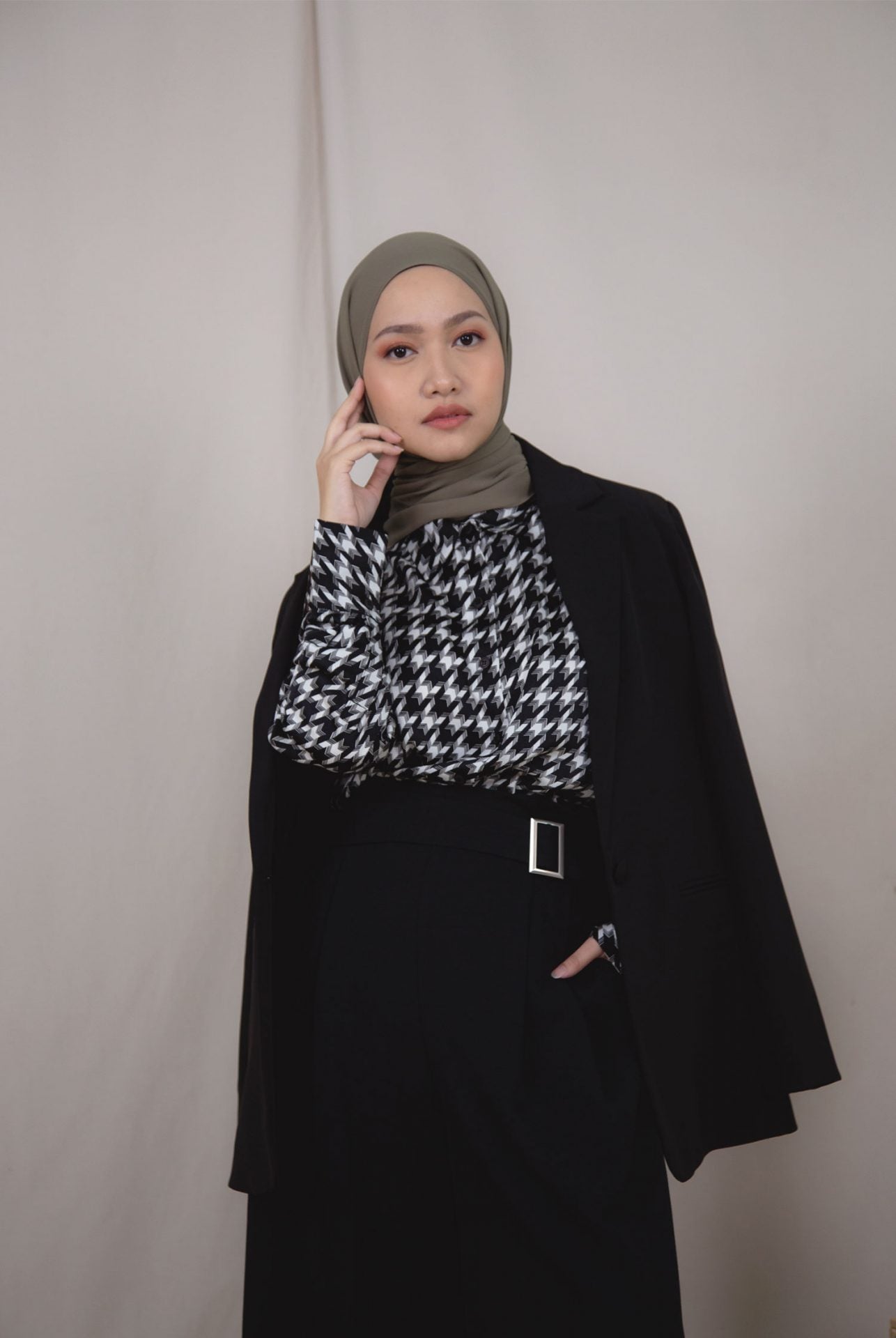 10669 10666 10665 Black D