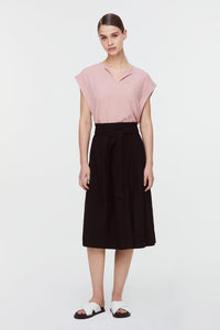 10682 BLACK PLEATED FLARE SKIRTS