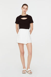 10779 CREAM OVERLAPPED PANEL BUCKLE SHORTS