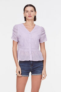 9058 lilac v-neckline pelpum top