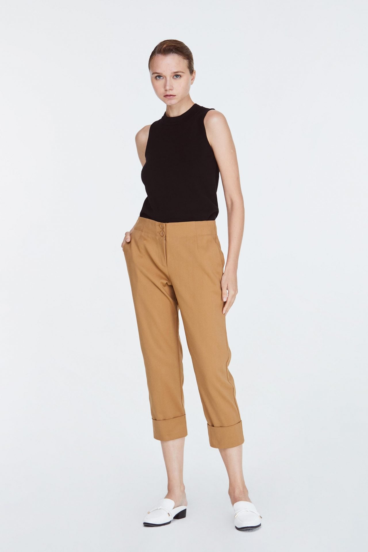 9198 NARROW HEM PANTS CAMEL