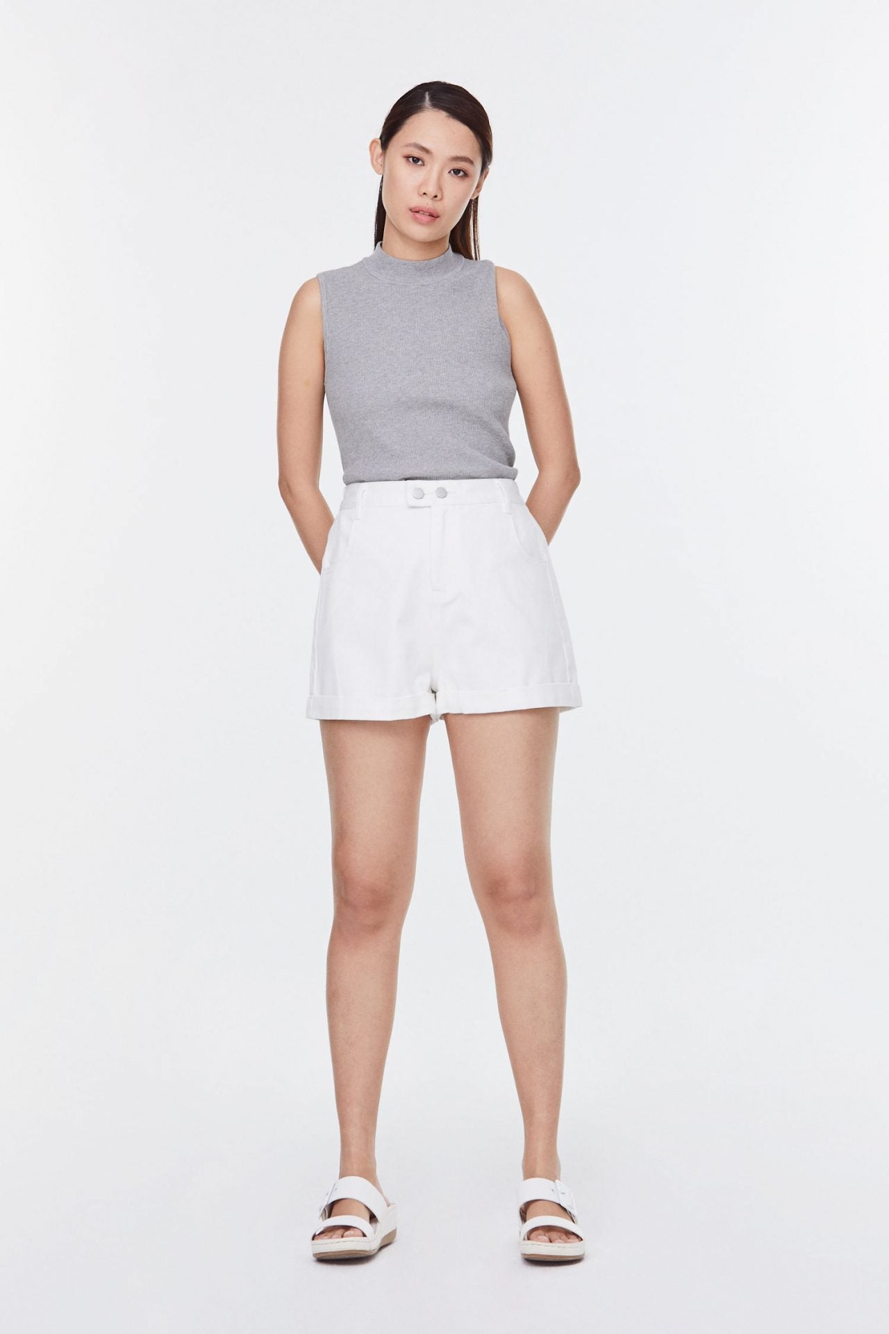 9508 CREAM DENIM SHORTS