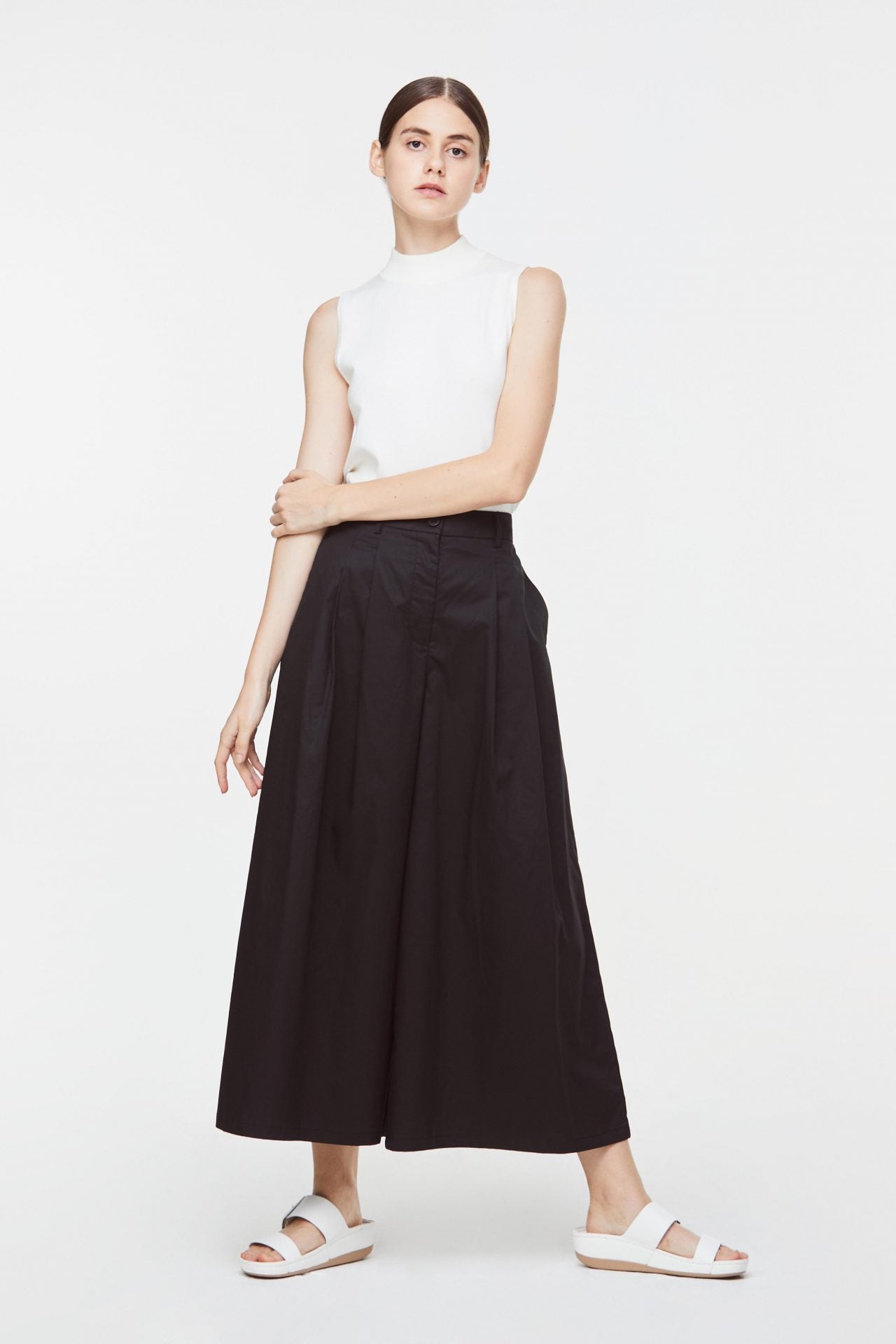 9572 BLACK PANTS