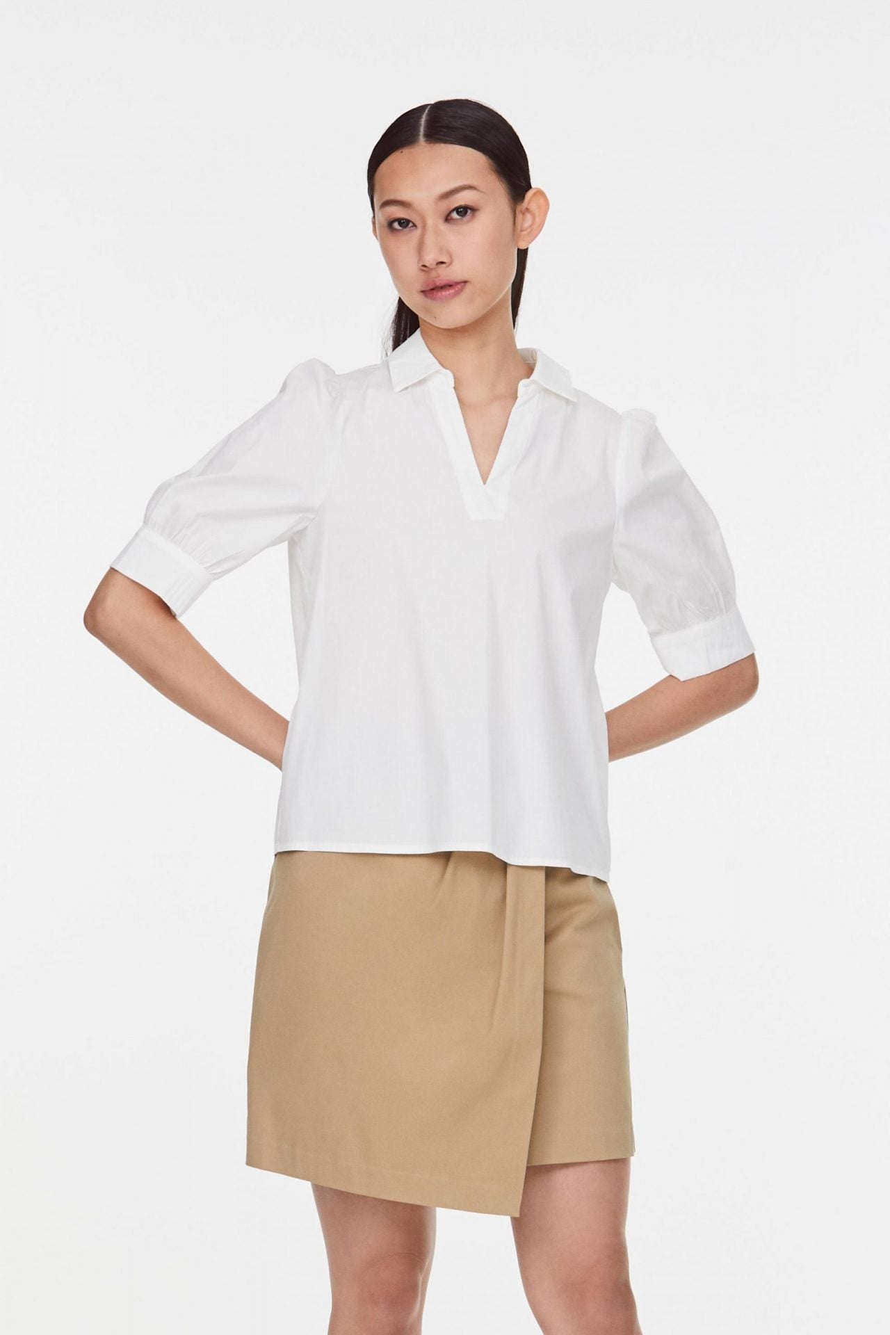 9977 CREAM PUFF SLEEVES BLOUSE