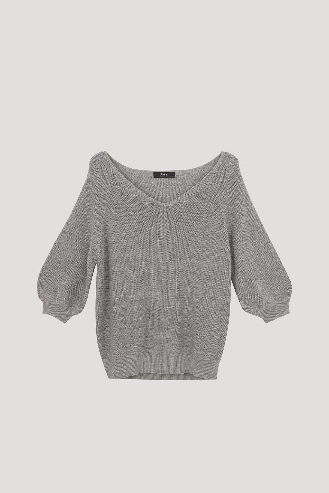 AK 8343 V-NECKLINE KNIT BLOUSE HUE GREY