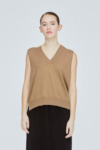 AKV 10662 KNITTED ASYMMETRICAL VEST BROWN
