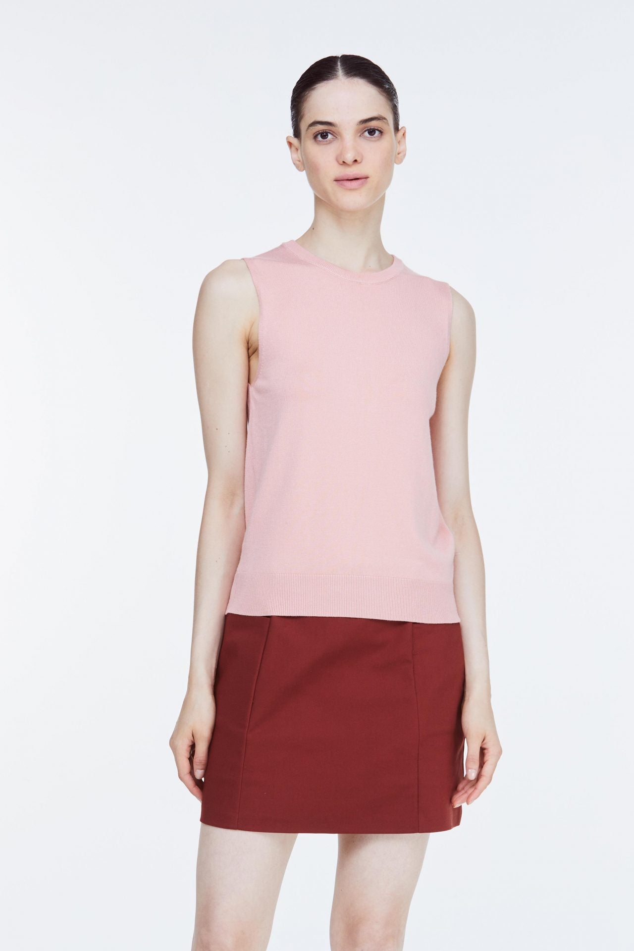 AKV 10689 SLEEVELESS KNIT TOP BLUSH