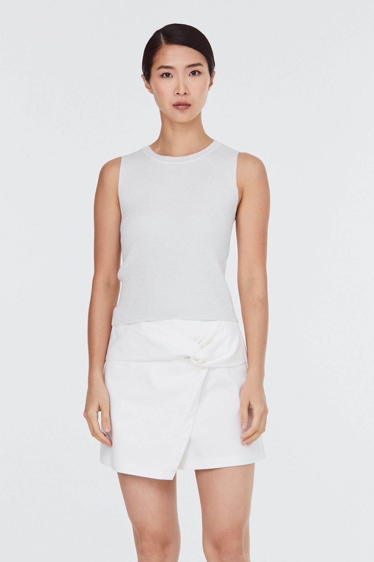 AKV 9300 SLEEVELESS KNIT TOP CREAM