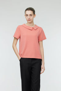 AT 10879 COLLAR DETAIL TOP SALMON