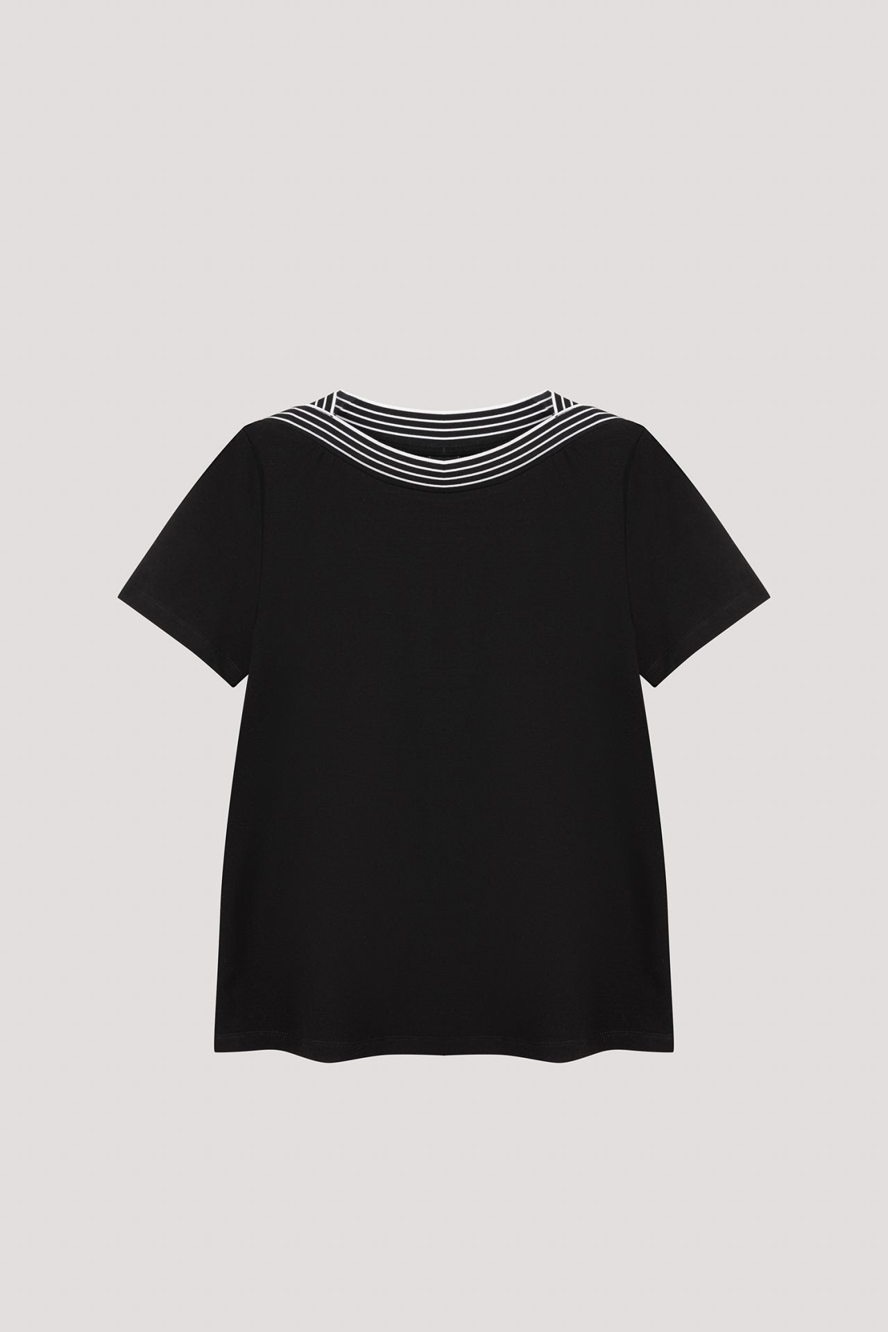 AT 11045 CONTRAST NECKLINE TOP BLACK
