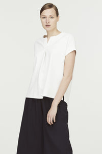 AT 8097 CREAM V-SURPLICED