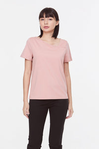 AT 8574 DIAGONALED NECKLINED TEE PEACH