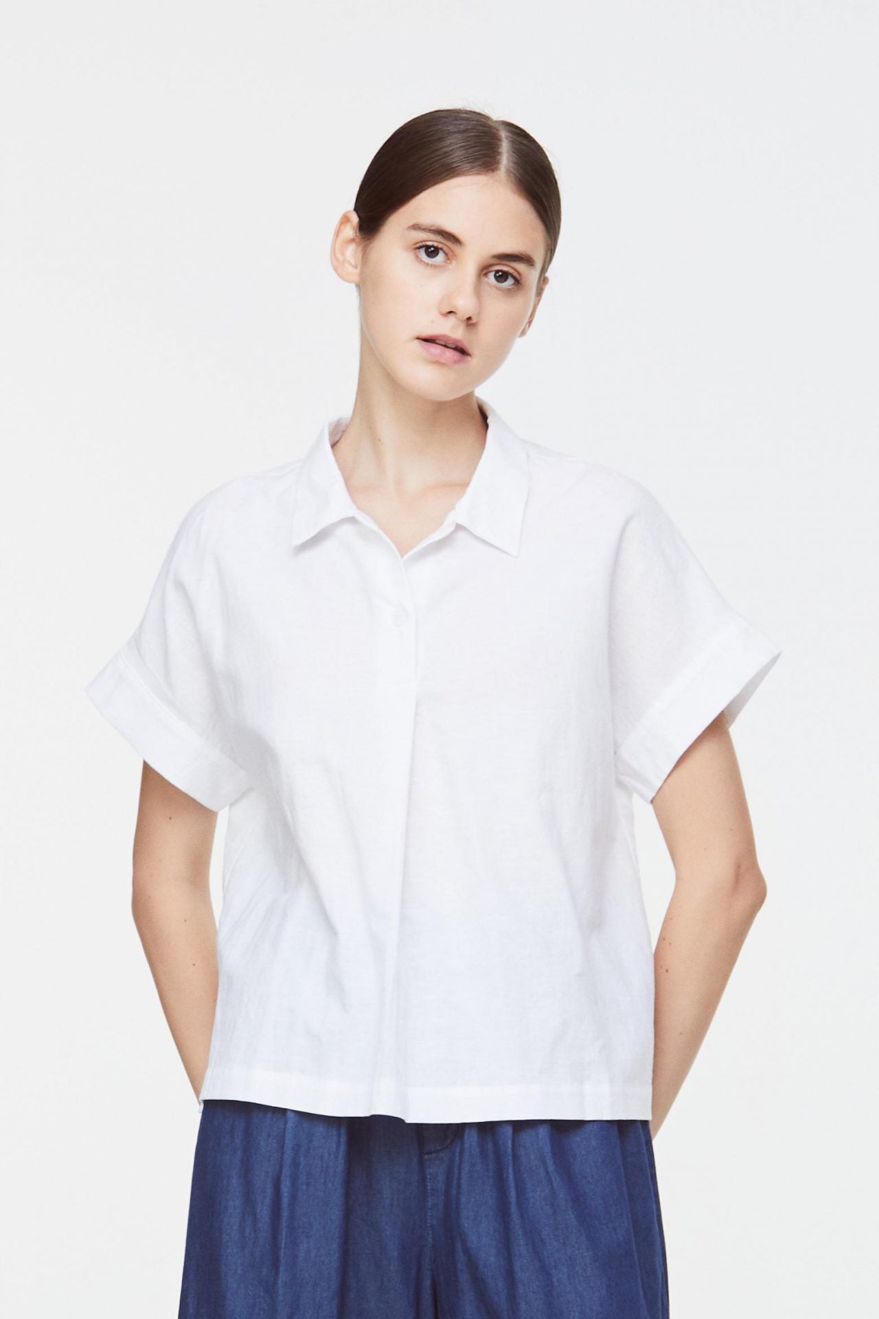 BB 10722 PLEATED MAGYAR BLOUSE CREAM