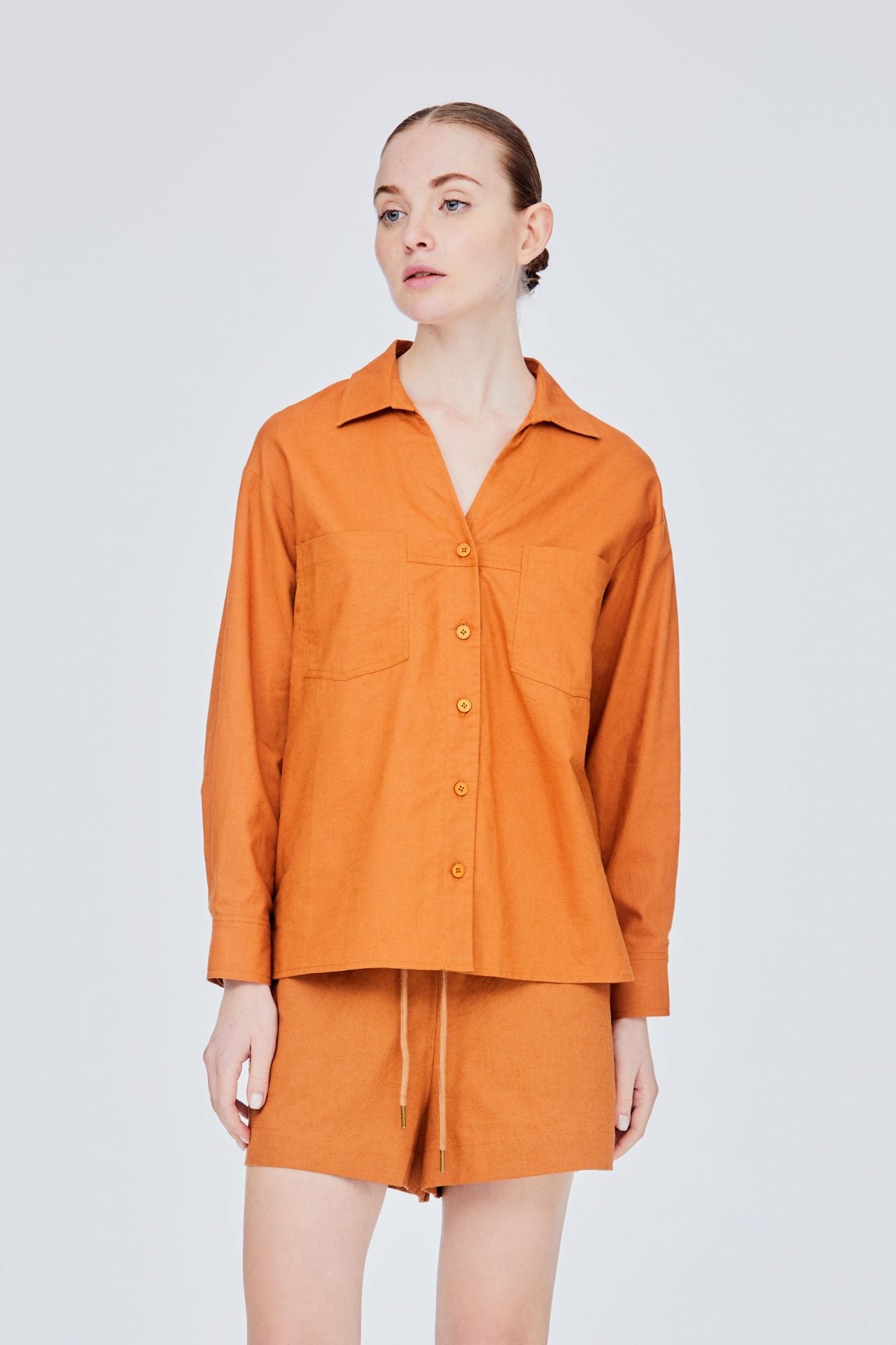 BB 9951 ASYMMETRICAL HEM BLOUSE CARAMEL