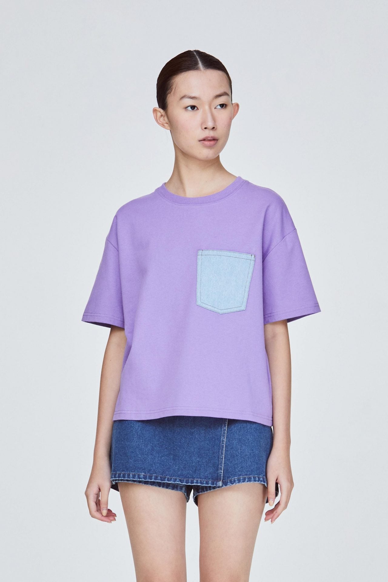 BT 9908 CONTRAST POCKET TEE LILAC