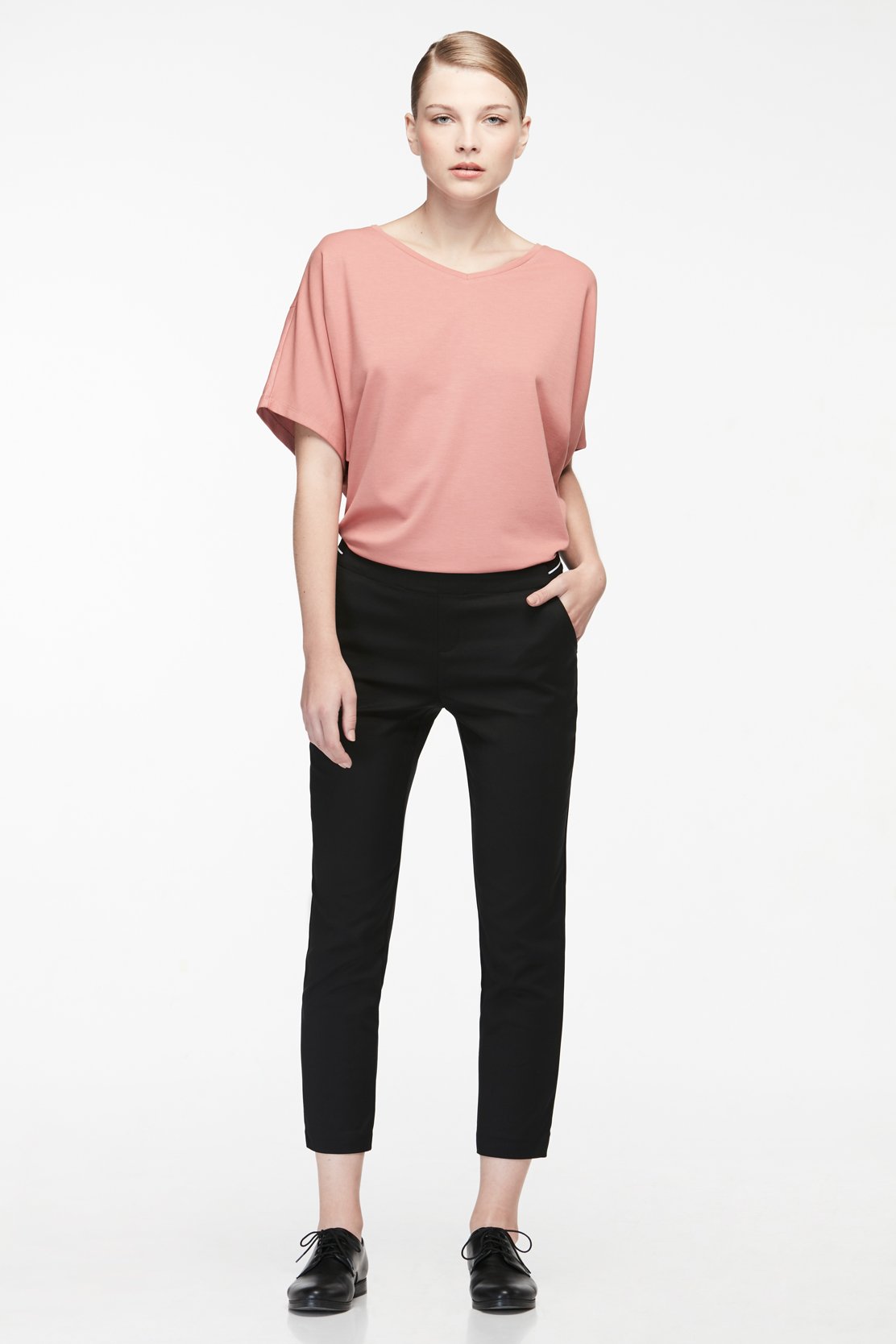 apl 3843 black