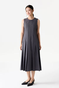 Sleeveless Pleated Dress