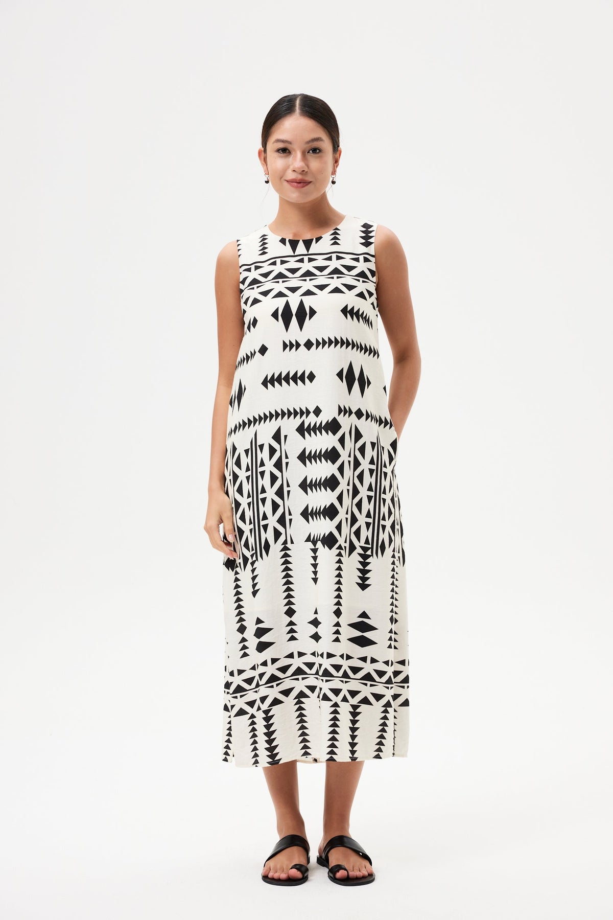 Printed Relaxed Sleeveless Dress
