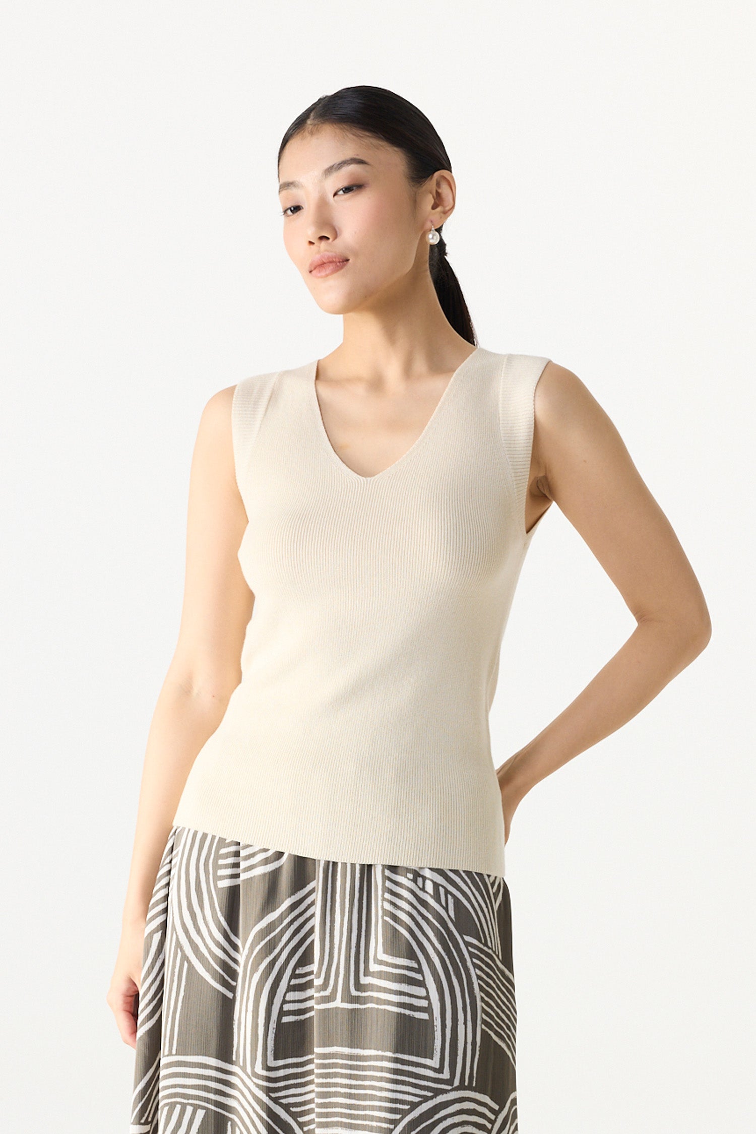 V-Neck Sleeveless Knit Top