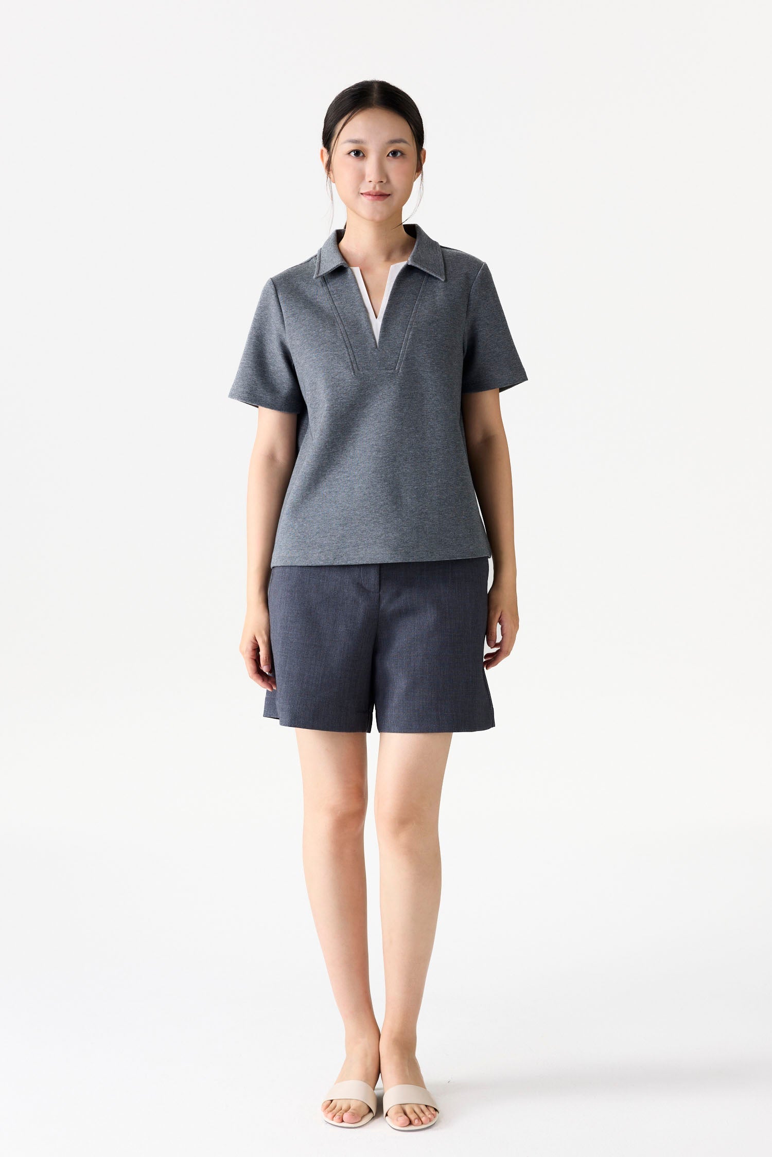 Contrast V-Neck Collared Tee