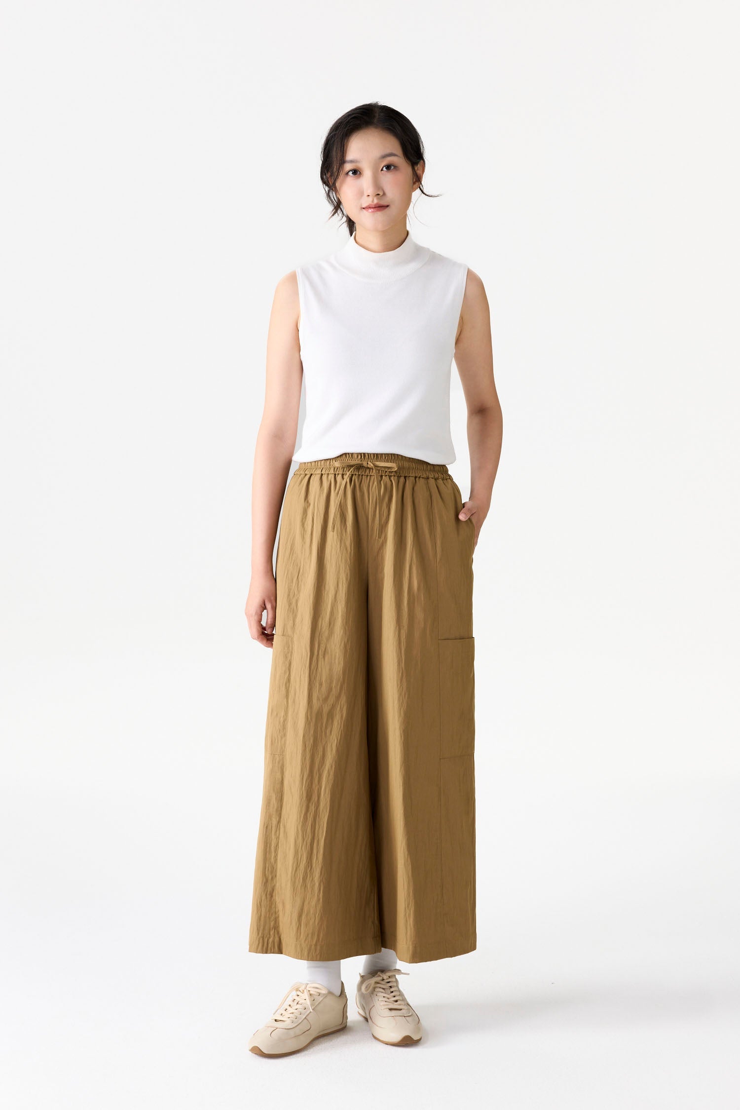 Wide-Leg Casual Pants