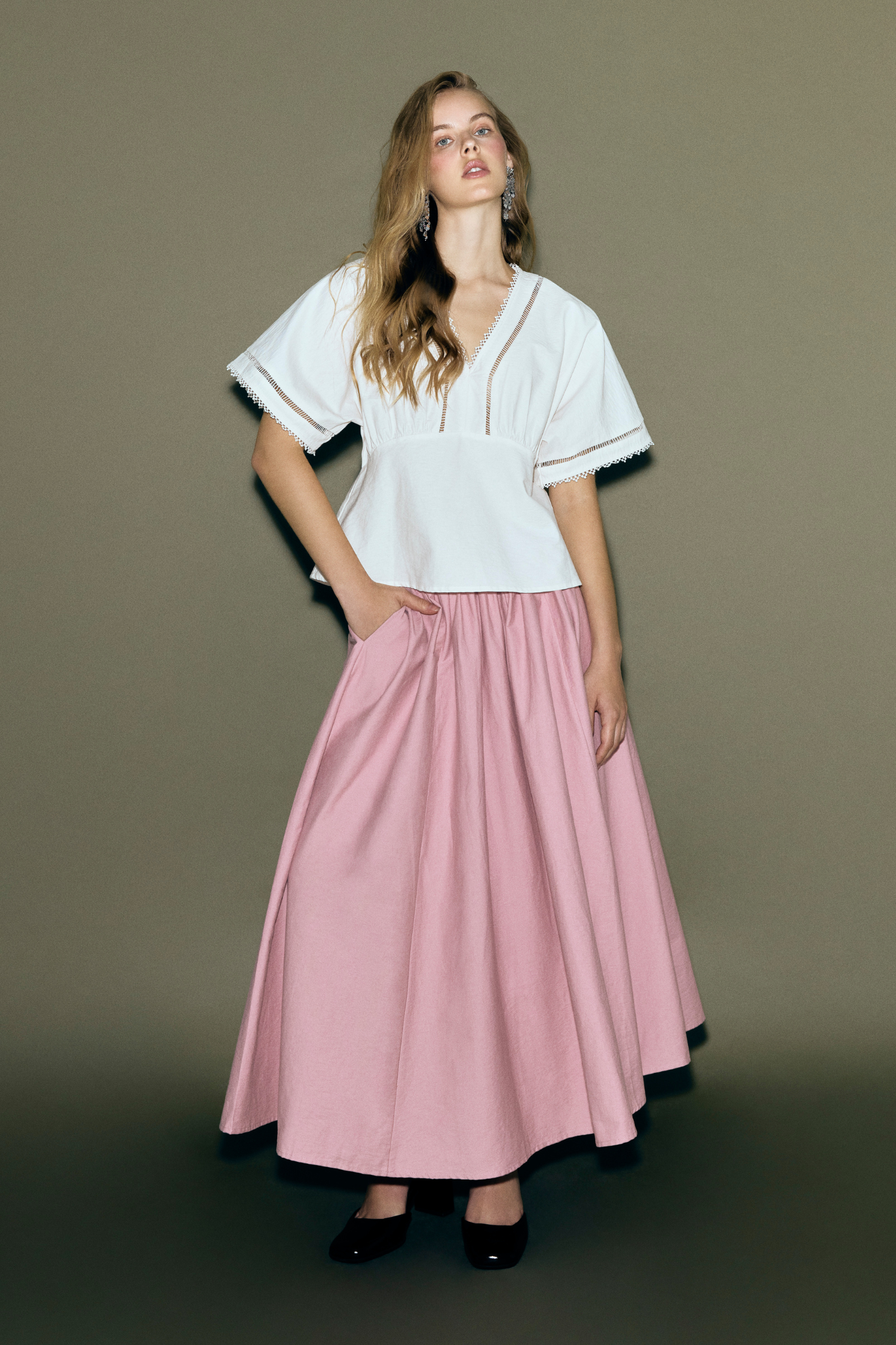Wide Flare Gathered Skirt