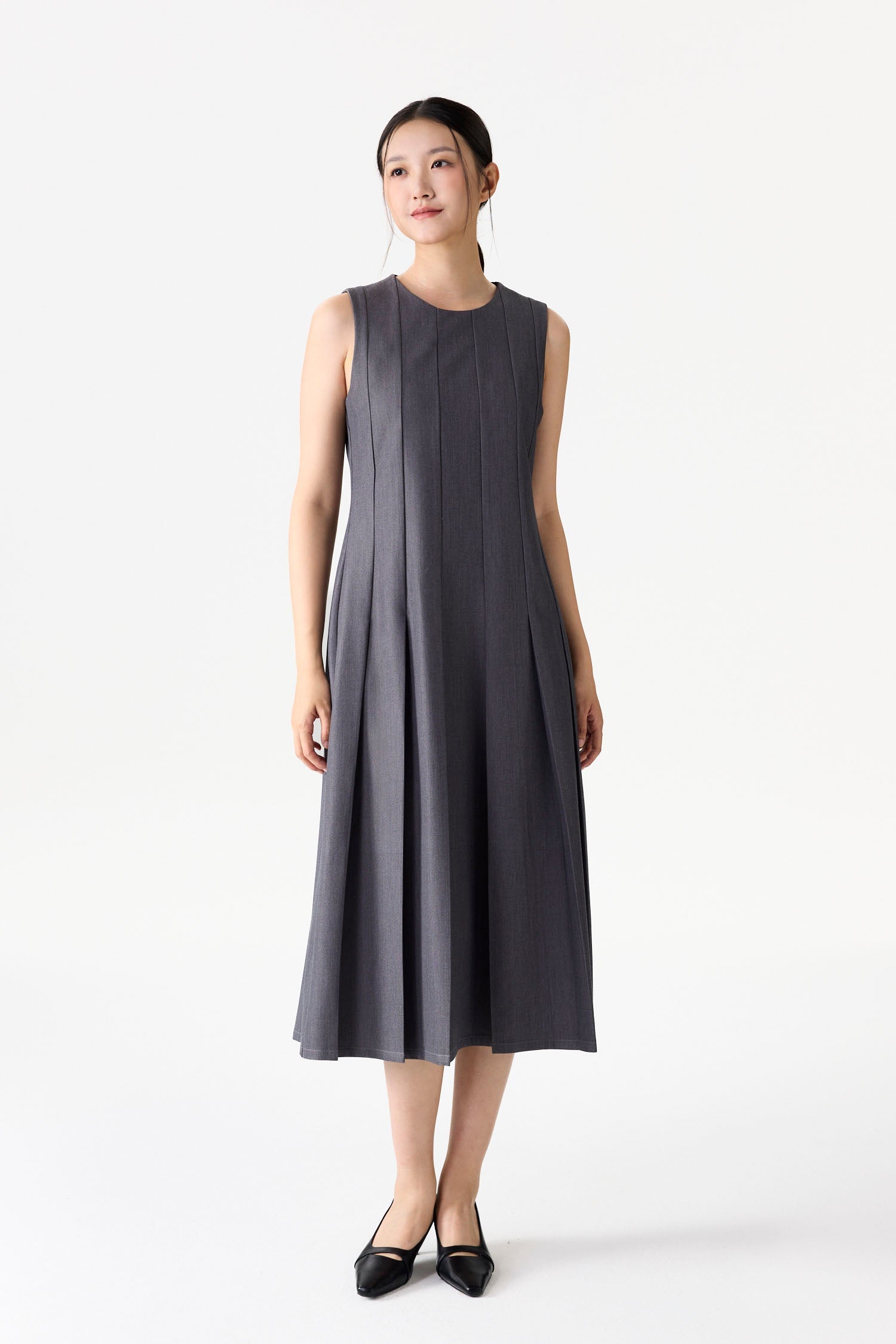 Sleeveless Pleated Dress