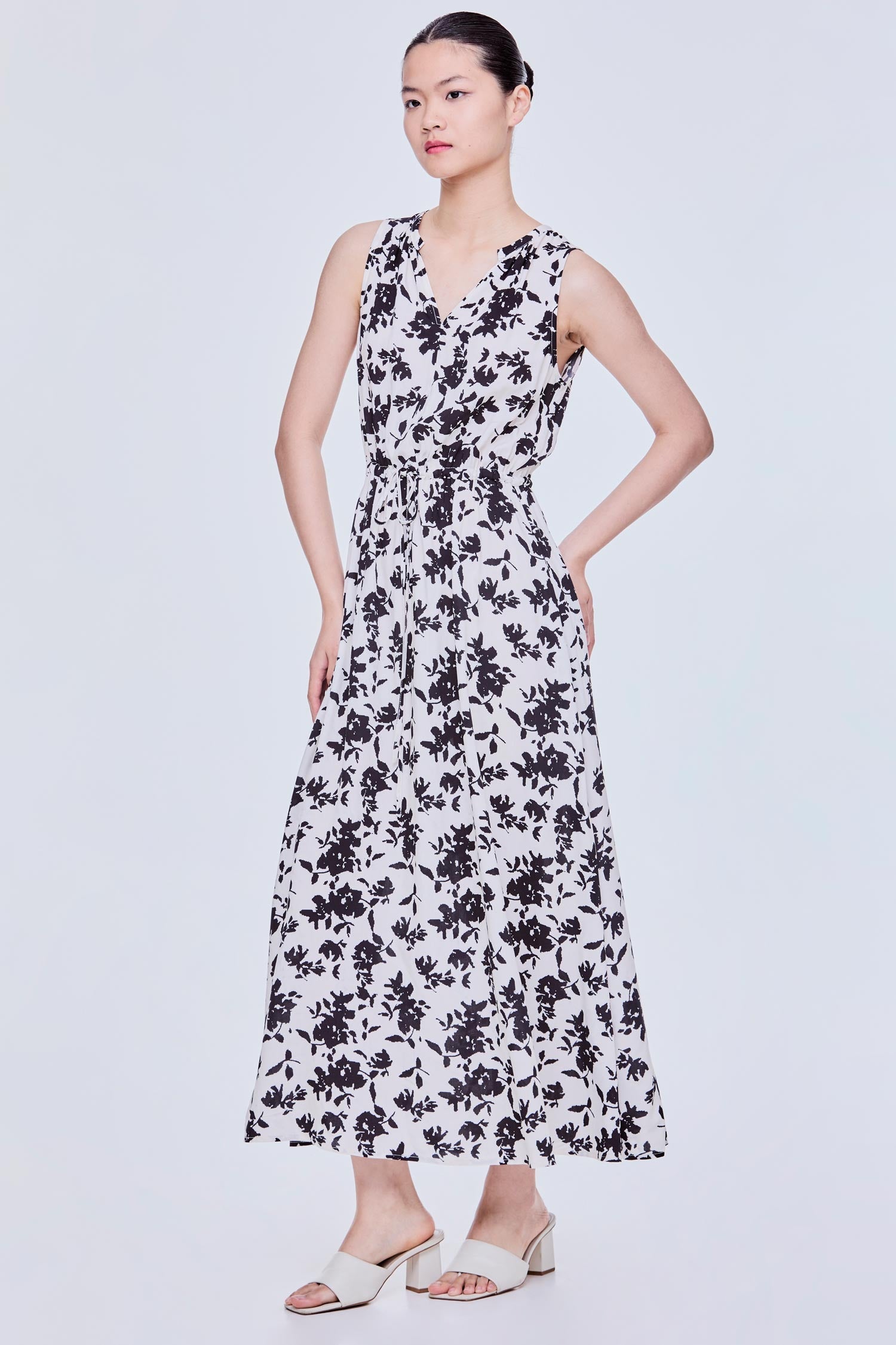 Floral Sleeveless Midaxi Dress