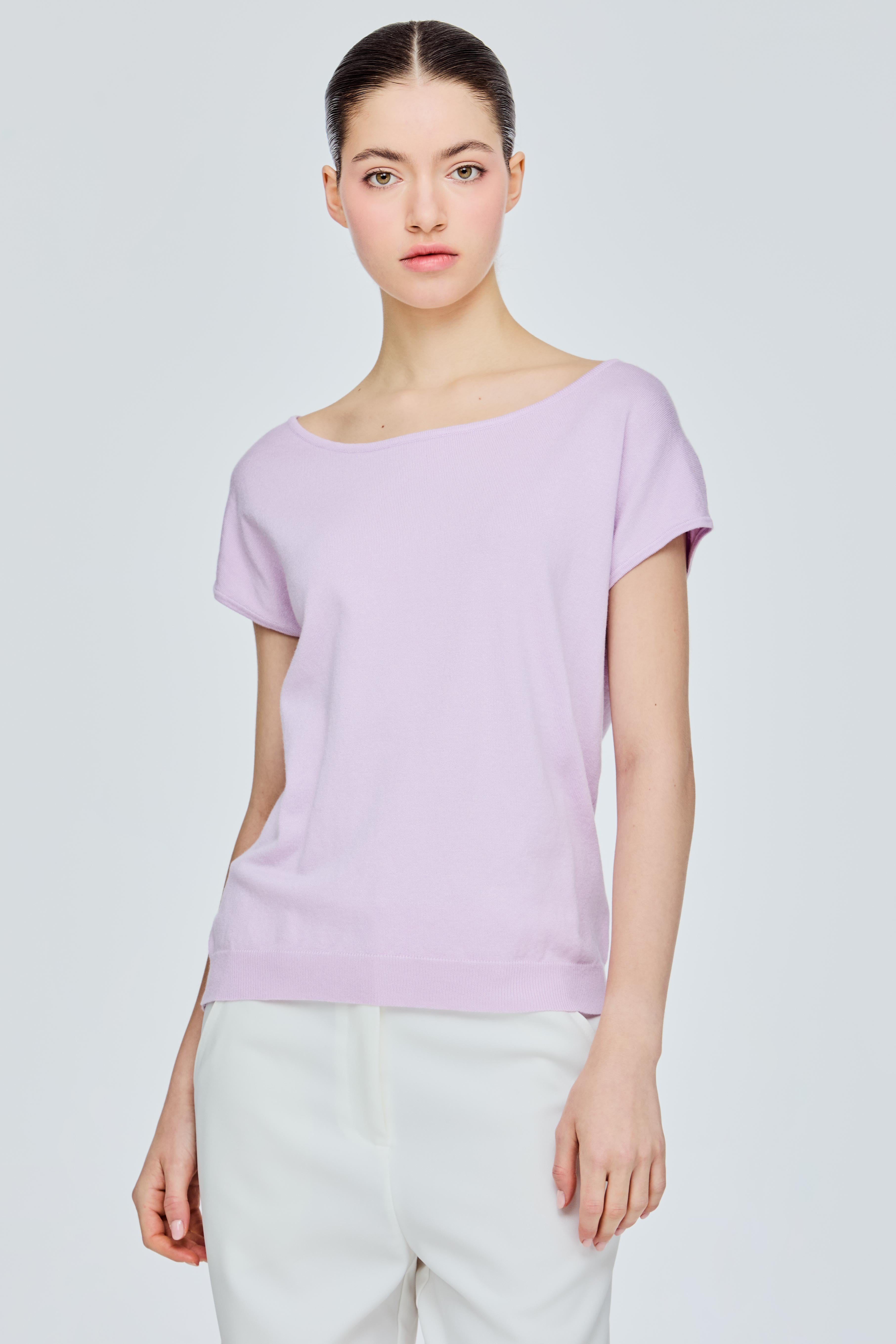 Round Neck Knit Top