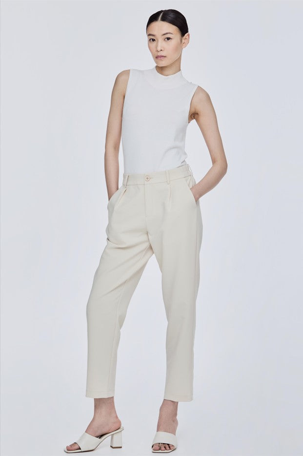 Basic Tapered Trousers