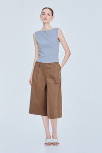 Clean Sleeveless Boat Neck Top