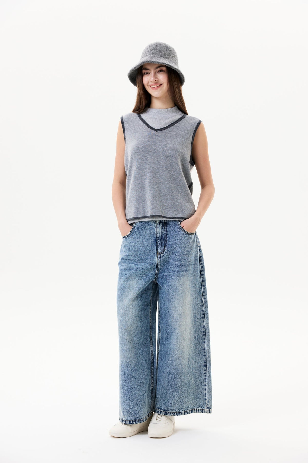 Two-Tone Sleeveless Knit Top