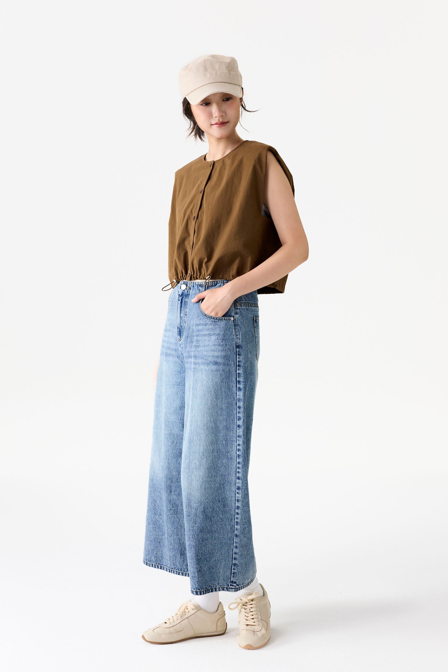 Relaxed Wide-Leg Denim Pants