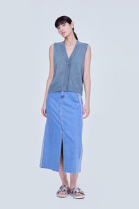 Sleeveless Buttondown Vest