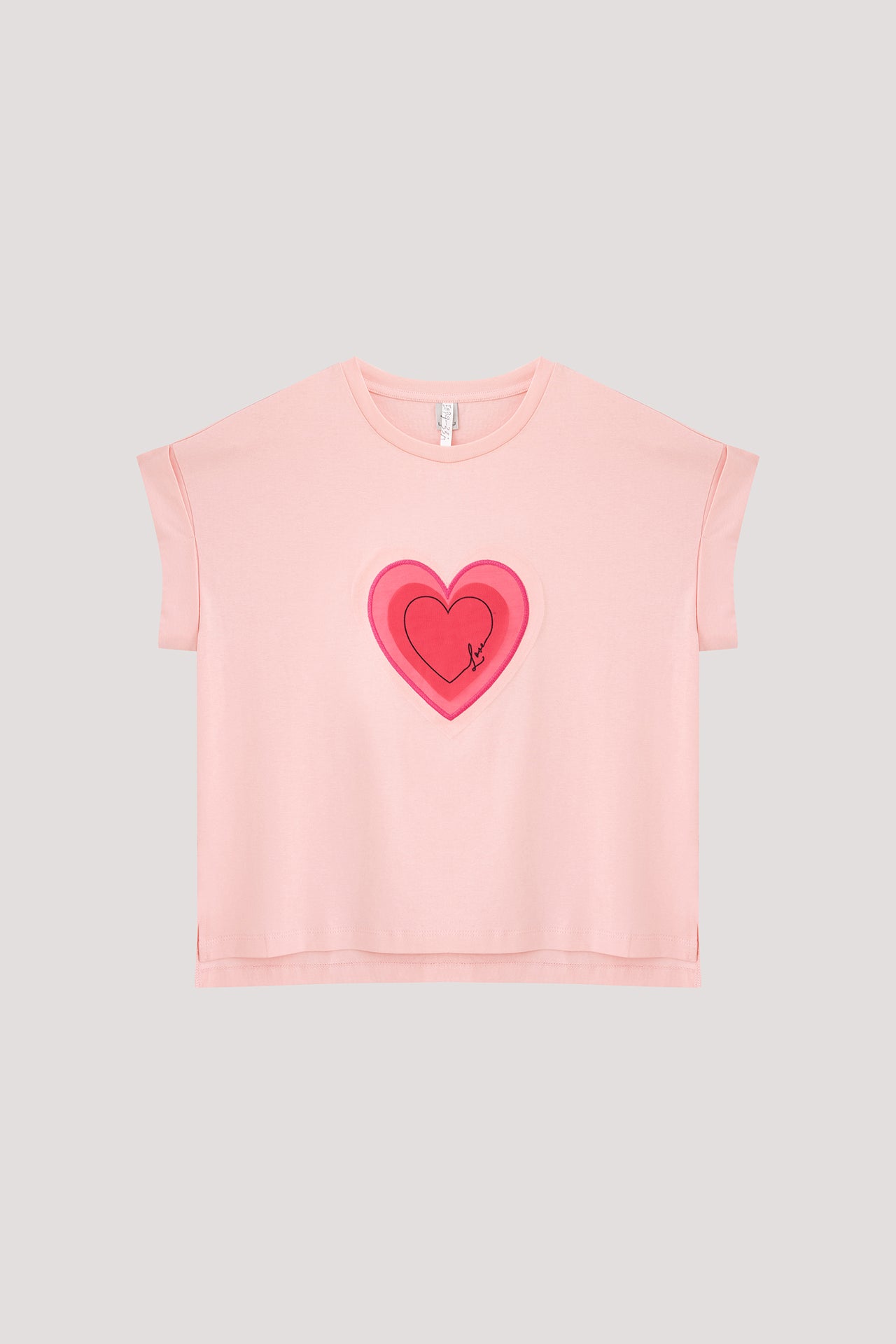 Graphic Heart Shape Tee